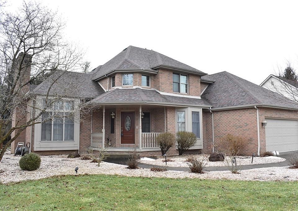 1st image of 605 Chestnut Ln