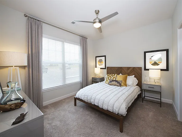 Legacy Concord Apartments — Photo 6