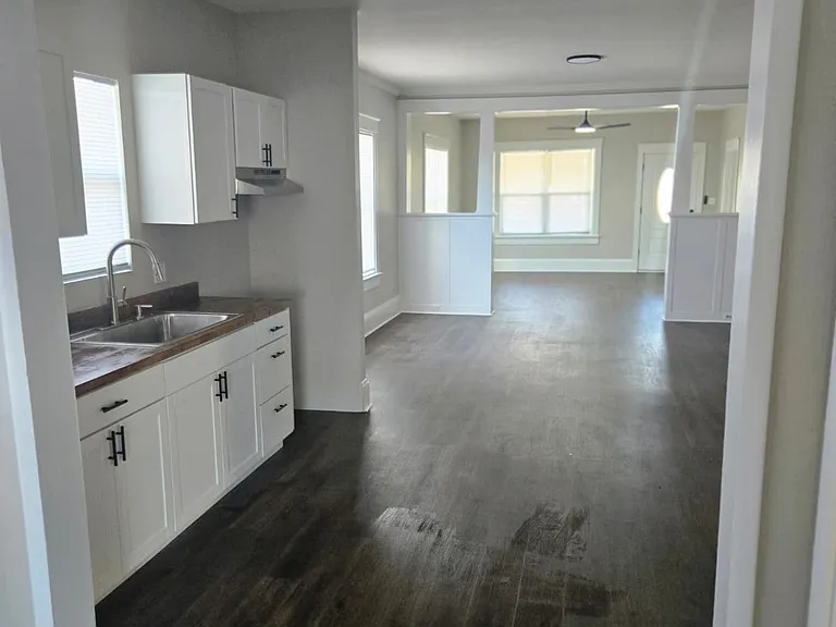 540 Park Ave — Photo 13