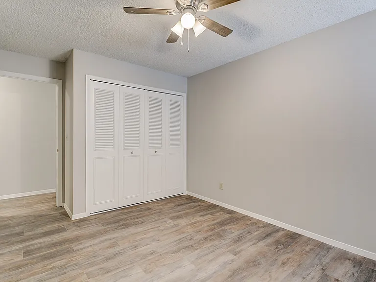 1140 Holli Springs Ln #D — Photo 11