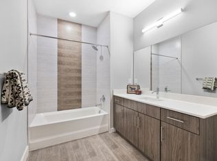 400 Summit Ave #2210, Jersey City, NJ 07306