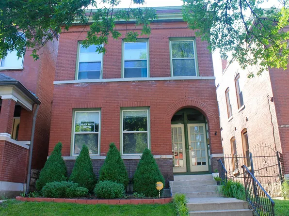 2615 S Compton Ave, Saint Louis, MO 63118