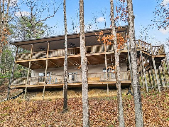 4th image of 205 Hart Ln