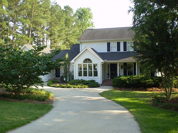 Ext front w/circular drive