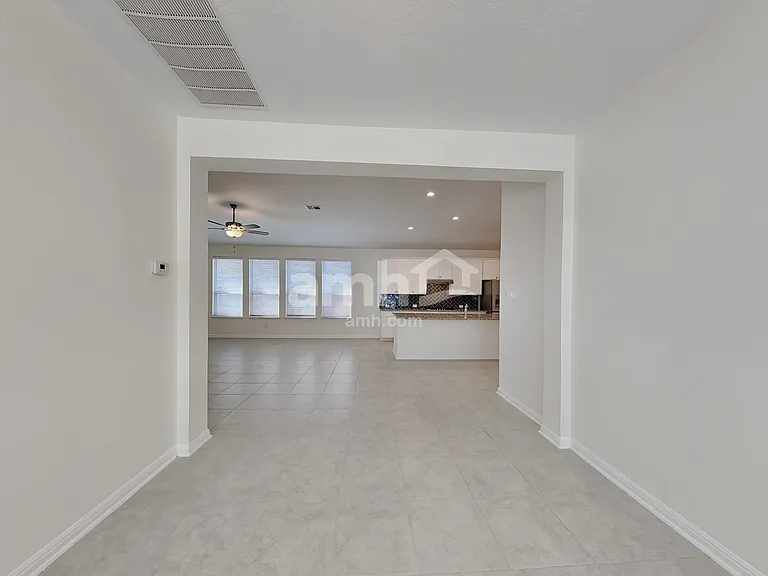 2126 Abadeer Trl — Photo 8