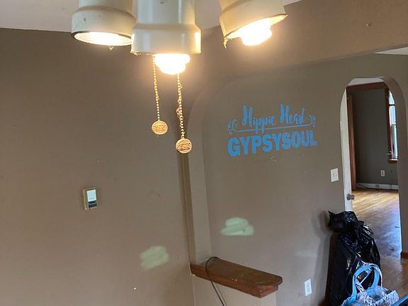 4th image of 1-6050 Hyde St #2