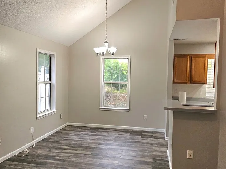 152 S Fairfield Dr — Photo 6