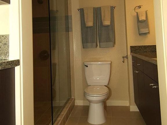 4th image of 801 National City Blvd Unit 313