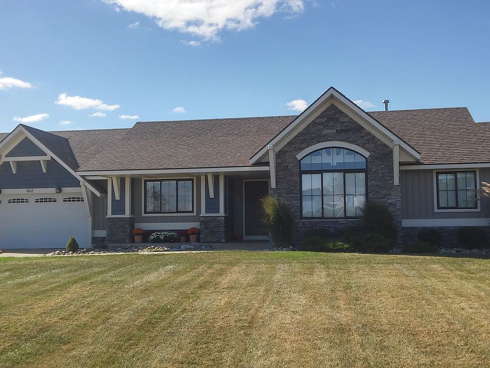 1st image of 3512 N Riverwalk Dr