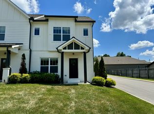 121 Cooper Rd, Cookeville, TN 38506