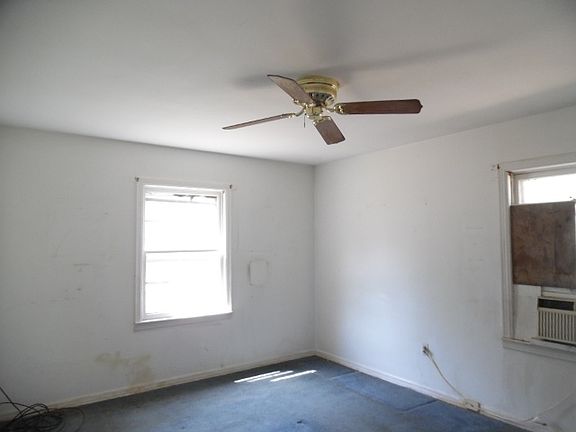 2nd image of 502 S Long Ave