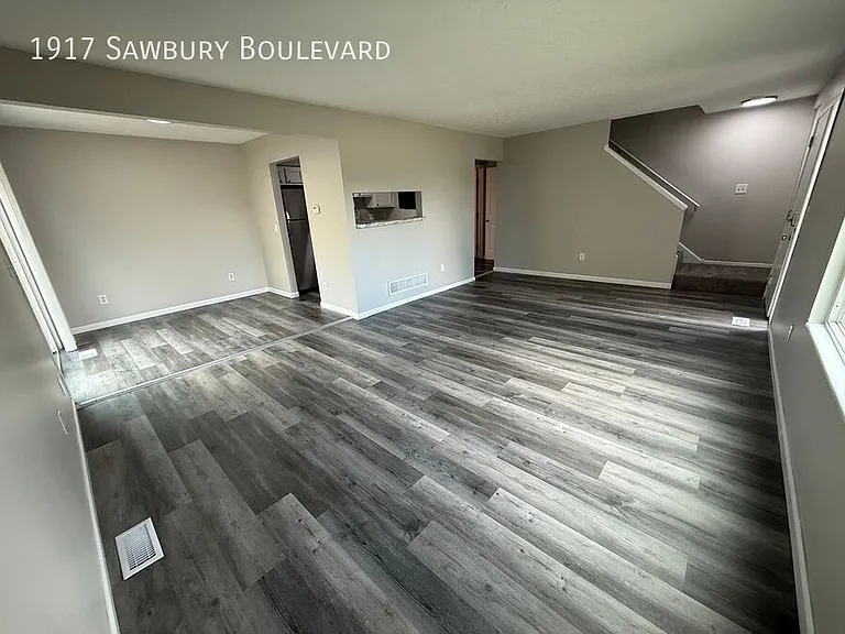 1917 Sawbury Blvd — Photo 3
