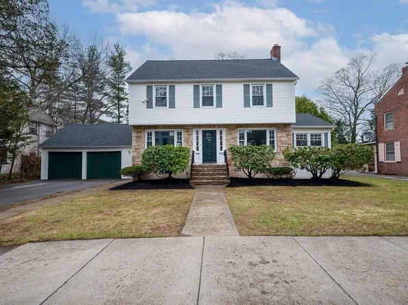 89 William St, Worcester, MA 01609