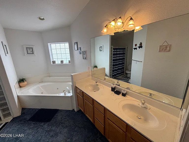 1210 Palmas Dr — Photo 22