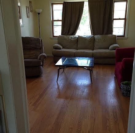 Hardwood flooring in living room 