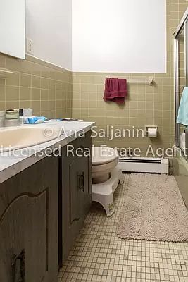 5th image of 3251 42nd St #3