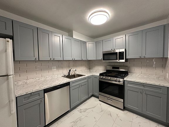 5th image of 7525 Calvert St #1F
