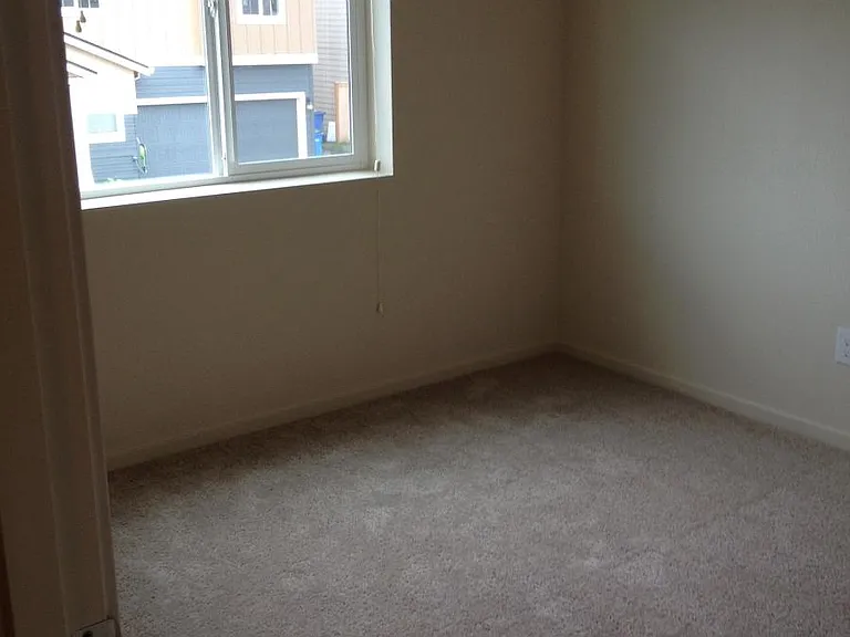 13009 NE 115th St — Photo 4