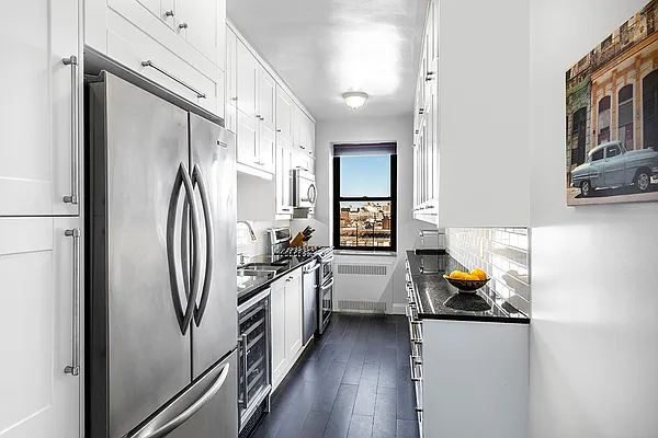 Sold by Compass | media 5