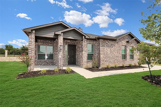 1st image of 829 Hearthside Way