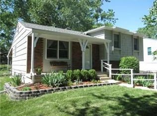 5208 NE 56th Pl, Kansas City, MO 64119