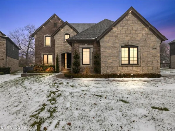 54085 Deadwood Ln, Shelby Township, MI 48316