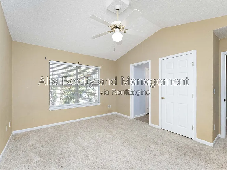 5260 Collins Rd #1304 — Photo 11