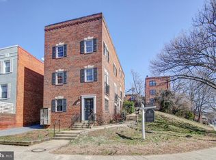 732 5th St SE APT 3, Washington, DC 20003