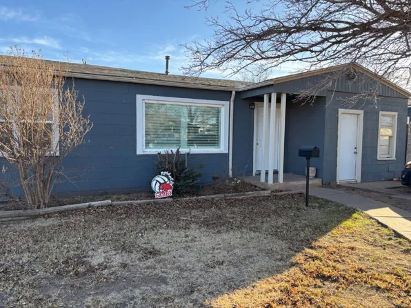 114 Holly St, Levelland, TX 79336