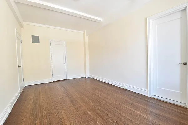 Rented by (Legacy) NY Quality Living Uptown | media 4