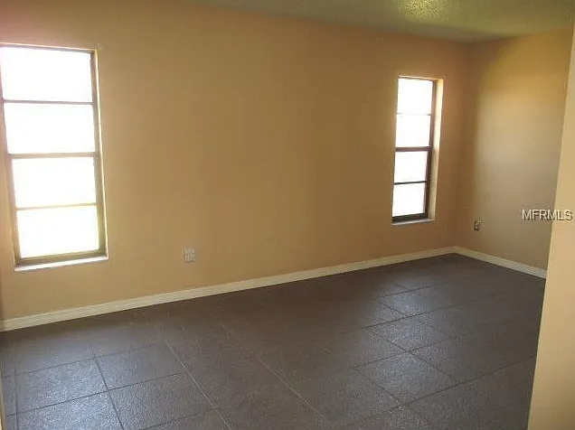 1129 Fuchsia Dr — Photo 7