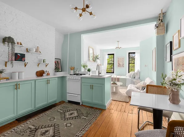 24 Cornelia St APT 13, New York, NY 10014