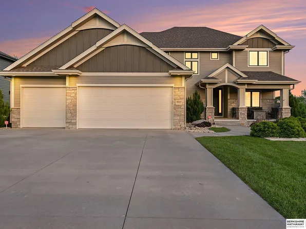 1897 Blue Sage Pkwy, Elkhorn, NE 68022