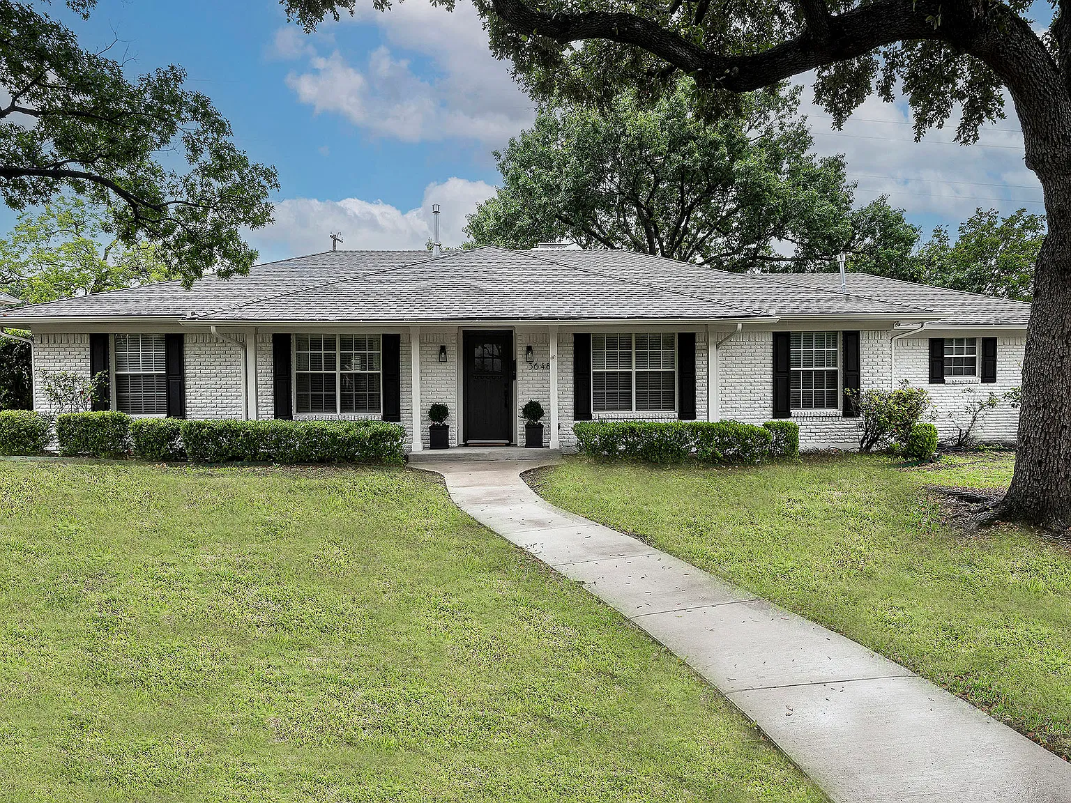 3 bed, 1766 sqft, $4,350 — Photo 1
