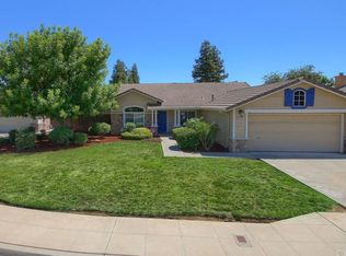 2856 Dennis Ave, Clovis, CA