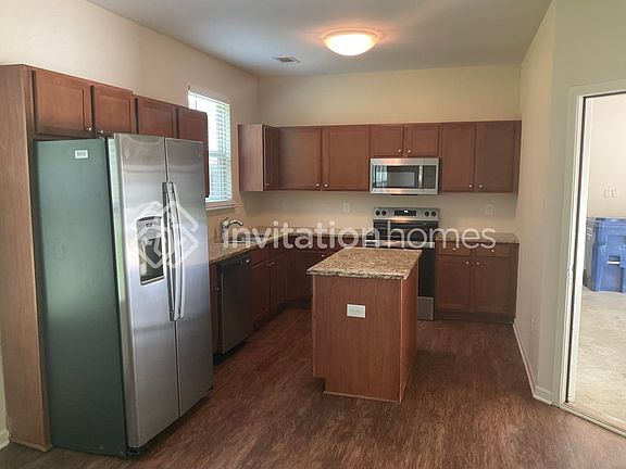 5th image of 4082 Oak Field Dr
