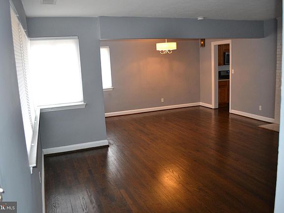 2nd image of 6801 Adelphi Rd