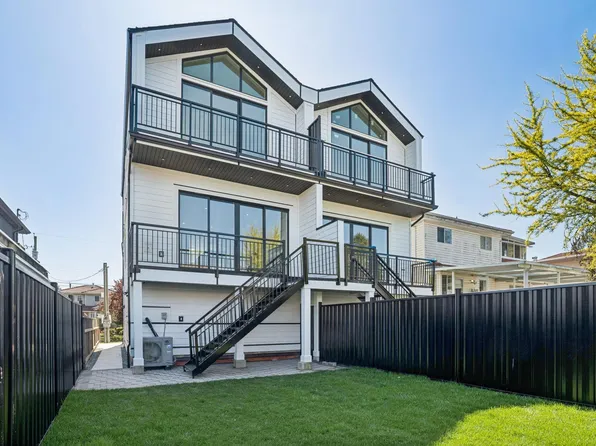 1005 E 55th Ave #1, Vancouver, BC V5X 1N8