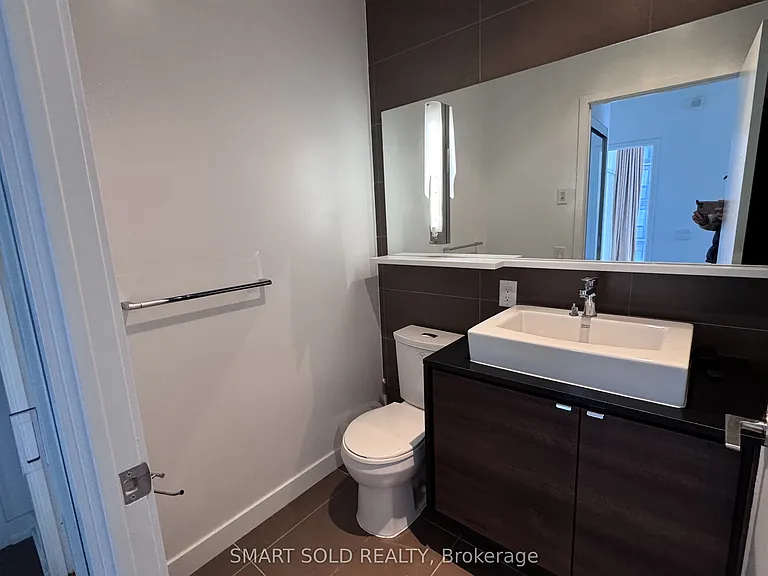 72 Esther Shiner Blvd #2306 — Photo 8