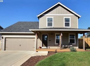 113 W Wilson, Carlton, OR 97111