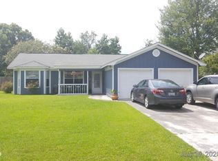 112 Cherry Point Dr, Saint Marys, GA 31558