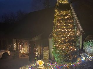 156 Edgewater Rd, Inman, SC 29349