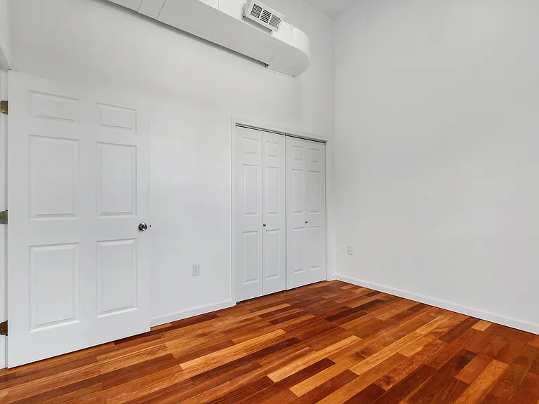 850 Grand Ave #204 — Photo 18