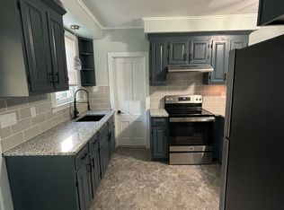 25A Russell St, Enfield, CT 06082