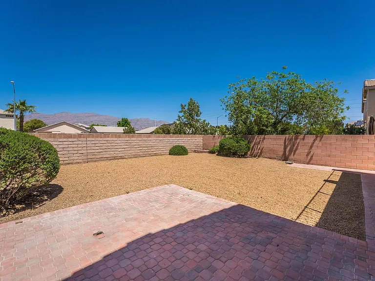 4828 Whisper Lake Ave — Photo 37