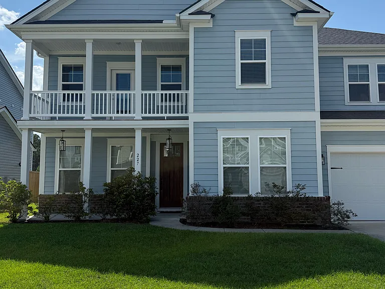227 Bering Ln — Photo 1