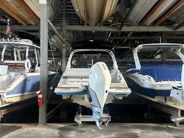 570 Blackburn Point Rd #27, Osprey, FL 34229