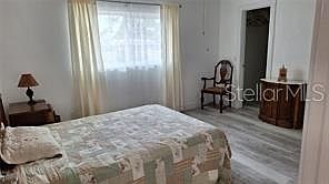 4th image of 7571 Perennial Rd
