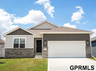 5606 N 189th St, Elkhorn, NE 68022