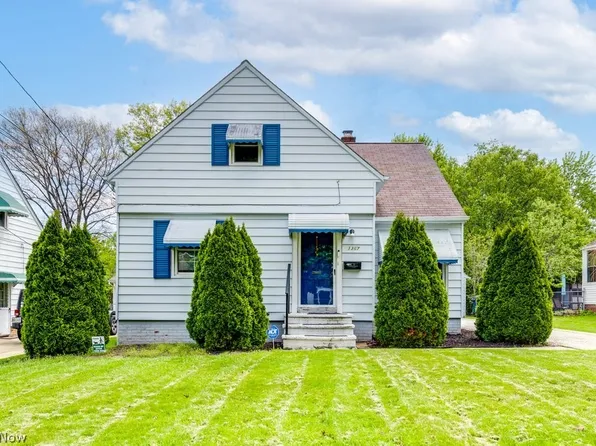 1367 Churchill Rd, Lyndhurst, OH 44124